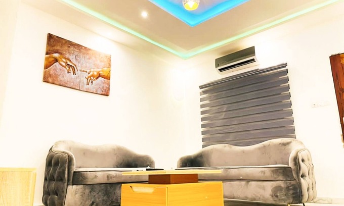 Littoral Department Apartment | Appartement unique en plein coeur de Cotonou non loin du stade