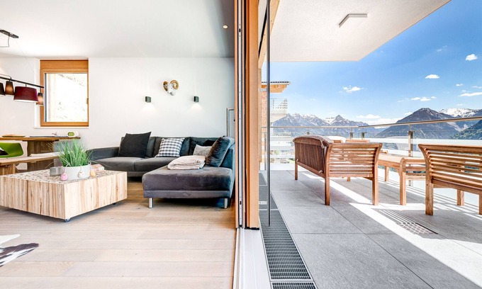Buerserberg Apartment | Appartement Valbona Blick