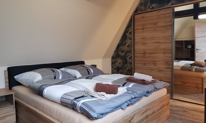 Senftenberg House | Appartment 7 - Seenlandoase Reppist