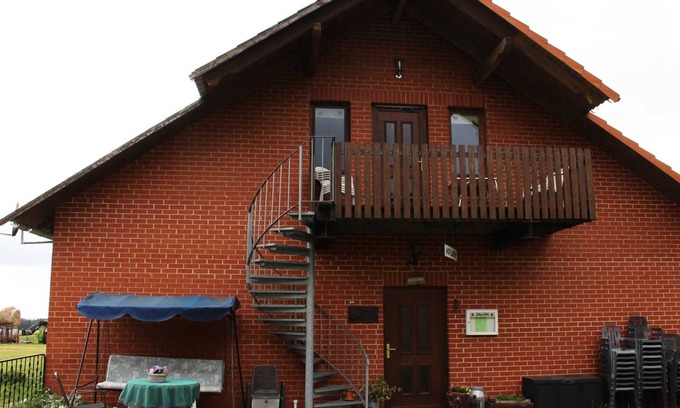 Luebz Apartment | Appartment - Ferienhof Berit Botschatzke