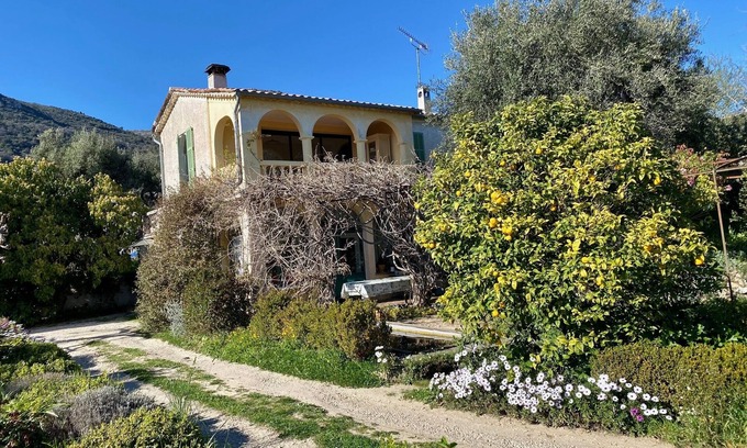 Vence House | Appartment in charming old country house