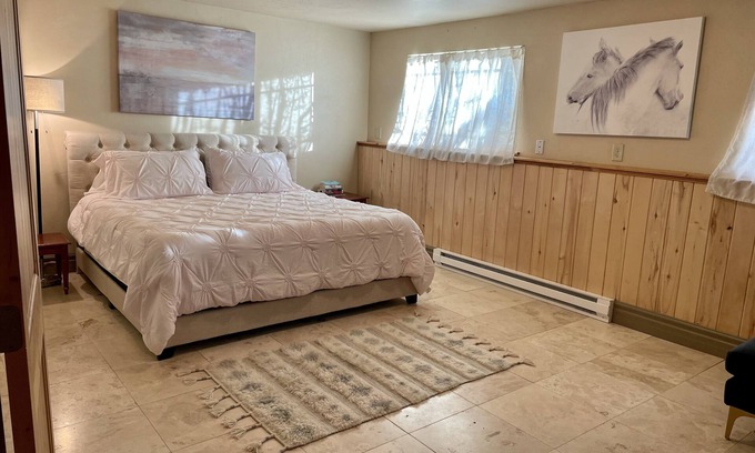 Durango House | Apple House ~ Farm Stay ~ Durango CO
