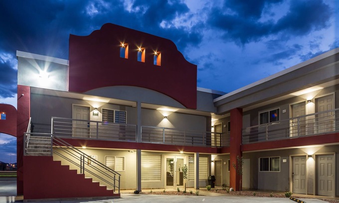 Cuauhtemoc Hotel | Apple Inn