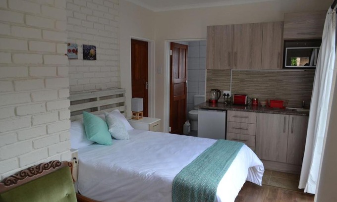 Harrismith Apartment | Apple Orchard Cottage