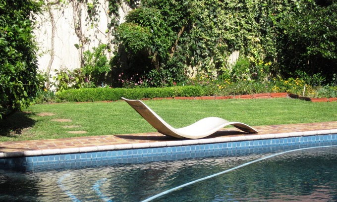 Pinelands Bed & Breakfast | Applegarth B and B and Self Catering Studios