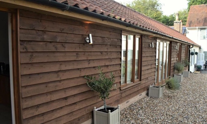Barton Mills Bed & Breakfast | Appletree Cottages
