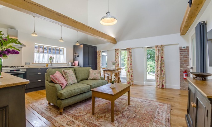 Chilham House | Appleyard - One Bedroom House, Sleeps 2
