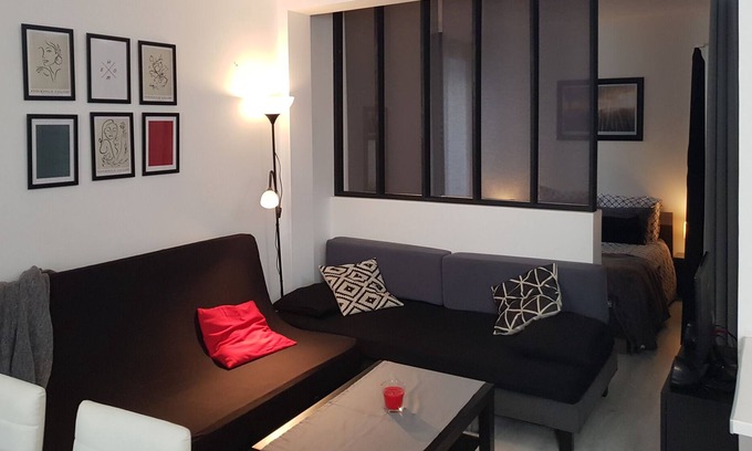 Moret-sur-Loing House | Appt 2/5 people historic center of Moret sur Loing