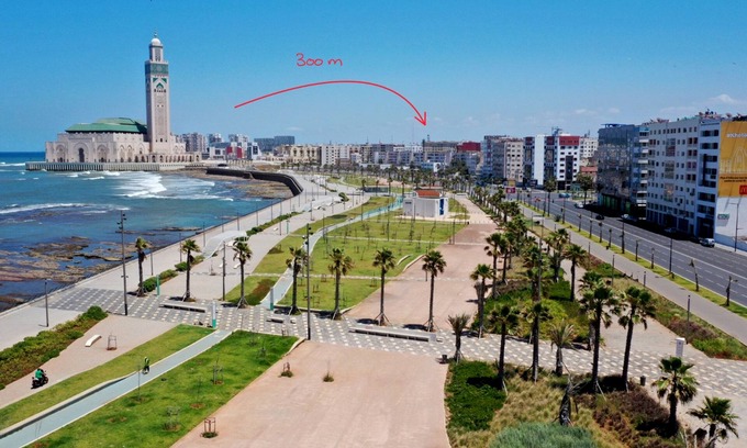 Boulevard de la Corniche Apartment | Appt 2 Chambres Près de L'océan et la Mosquée Hassan II