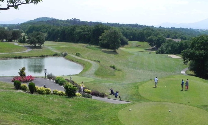 Bassussarry Apartment | Appt 55m² residence with swimming pool 1ere Ligne Vue Golf Bassussarry