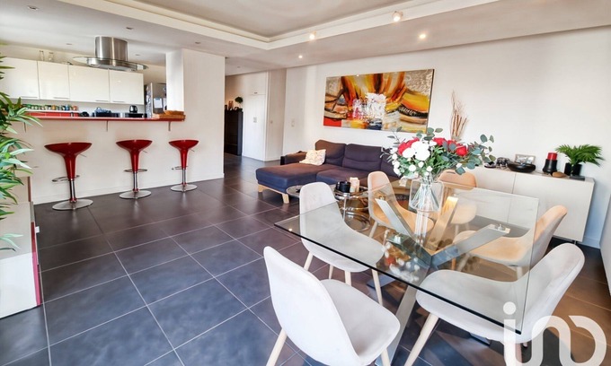 Saint-Maurice Apartment | Appt Cosy Porte Paris Bercy/Parc Floral de Vincennes + Parking