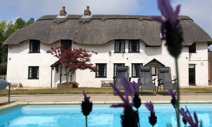 New Forest District Cottage | April Cottage Pool + Hot Tub by NewFo rest