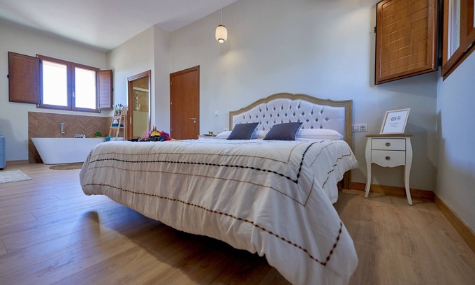 Plasencia Apartment | Aprt. en el Centro con Parking Privado Casa de las Argollas. Plasencia