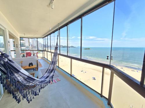 Centro Apartment | APT 1401 - Sea Front - 4 suites - BC - Sensational
