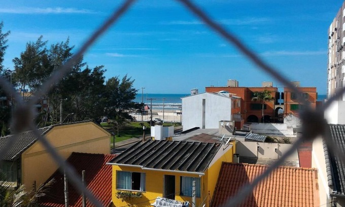 South Region Apartment | Apt 50 meters from the seafront and next to a large square in Capão