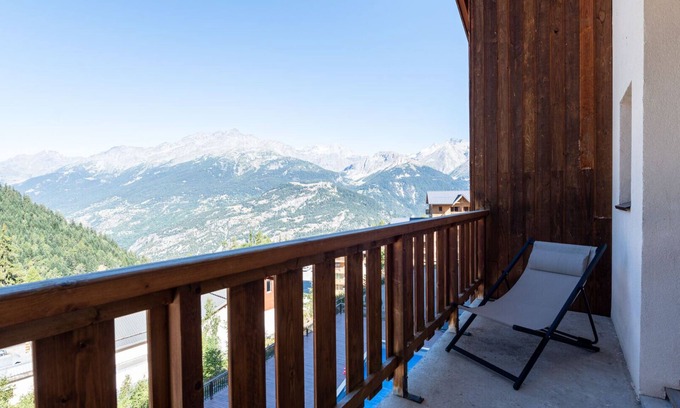 Valfrejus Apartment | Apt 6 ppl near the ski runs