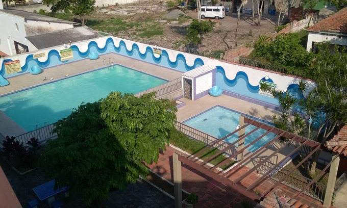 Canal Apartment | Apt Duplex in Condo. 2 parking spaces, swimming pool, grills and WIFI.