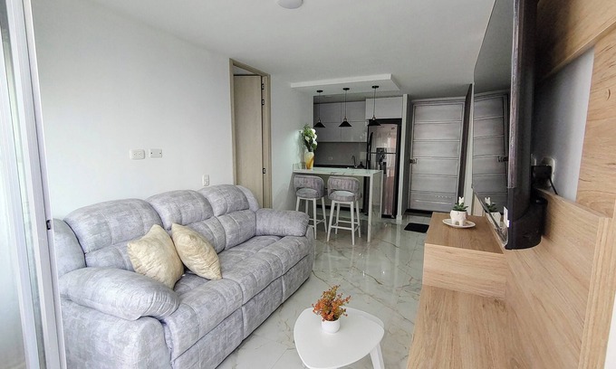 Bucaramanga Apartment | Apt in Giron, 3 blocks from the main park and 15 minutes from the airport!