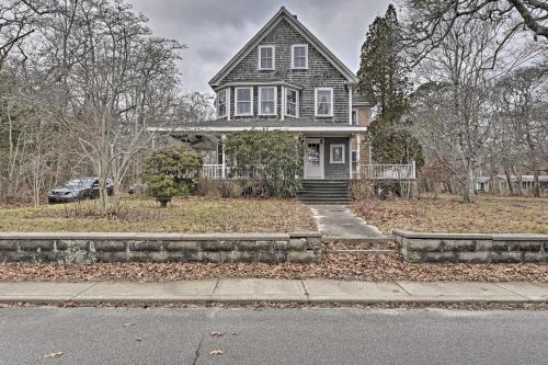 Tisbury Apartment | Apt on Vineyard Haven Near Nantucket Sound!