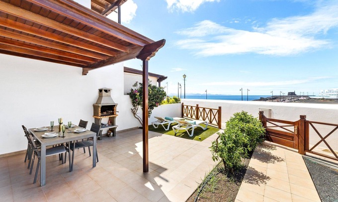 Yaiza Villa | Apt. Vista Mar - Aura Villas