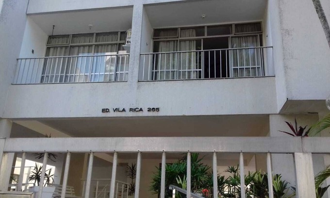 Vila Julia Apartment | APTO 250 METROS BEACH OF ENSEADA, RENOVATED, AIR COND, CLOTHES AND BED AND BATH, GORGEOUS