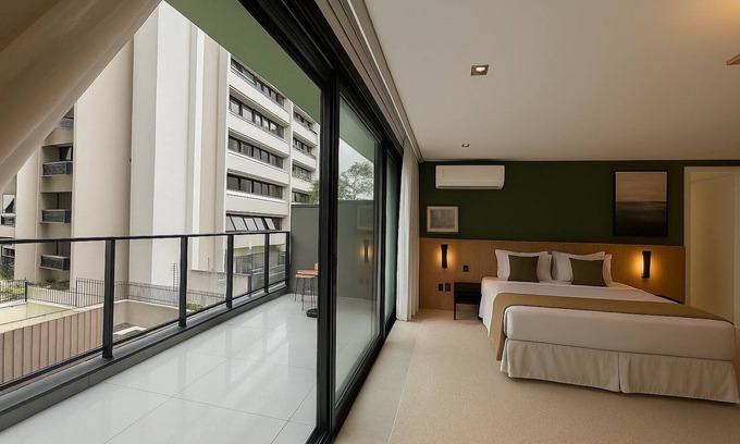 Centro Apartment | Apto com sacada 39m² - Com varanda e confortável