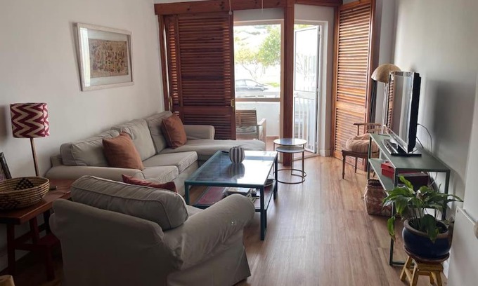 Valdelagrana Apartment | Apto. en la playa del parque natural los Turuños