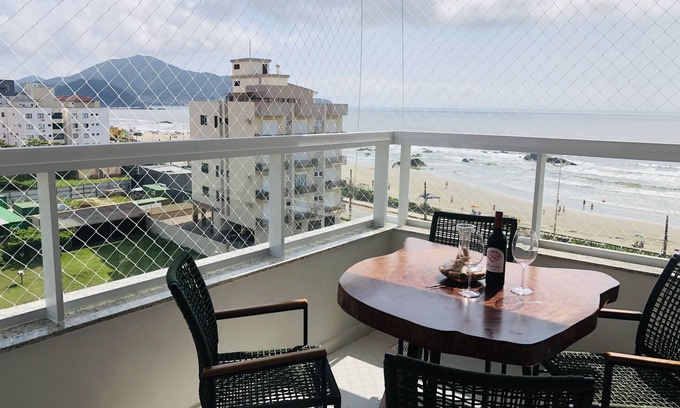 Gravata Apartment | Apto na Praia de Gravata, 30 Metros do Mar, 7 km do Parque Beto Carrero