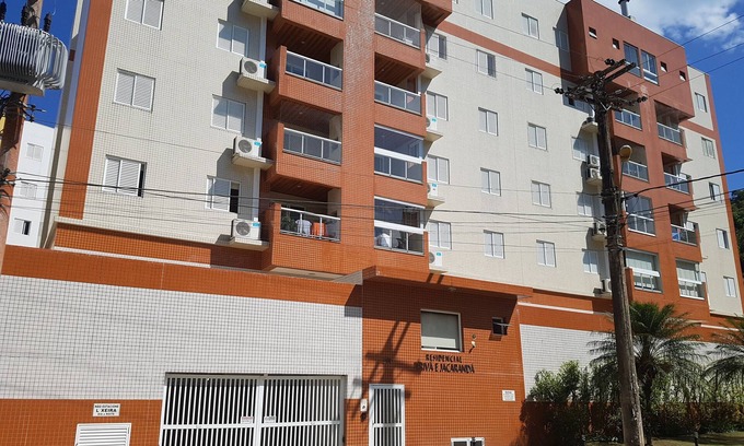 Praia Grande Apartment | Apto Season High Standard Praia Grande Ubatuba, next to the watchtower of the Toninhas