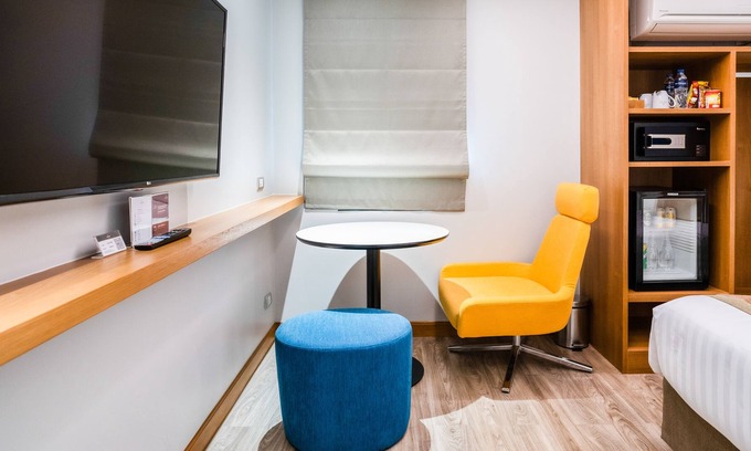 Samsen Nok Apartment | Aqua Bliss nearby MRT Sutthisan
