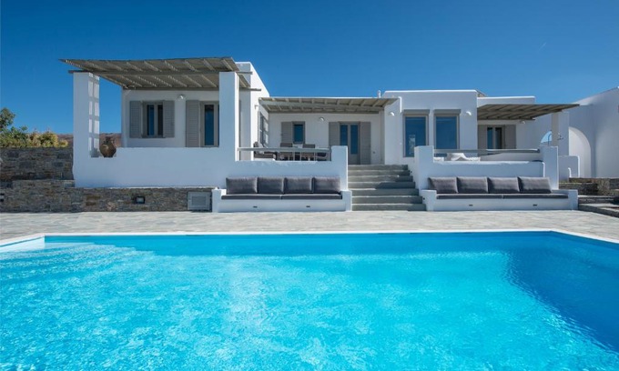 Parasporos Villa | Aqua