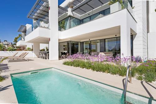 Benahavis Apartment | Aqualina de Madeira