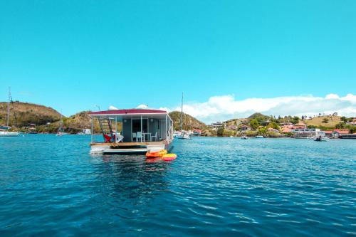Grande-Terre Boat Rental | Aqualodge Guadeloupe