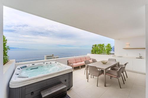 Los Gigantes Apartment | Aquasuites Luxury Penthouse A02