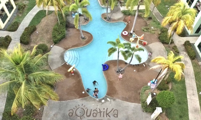 Mediania Alta Apartment | Aquatika Caribbean Breeze - The Penthouse Direct Access to the Beach & 5 Pools