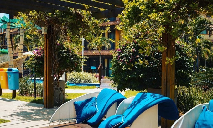 Aquiraz House | AquirazRiviera.Tur Manhattan Beach Riviera Bungalow by the Sea 3 Suites