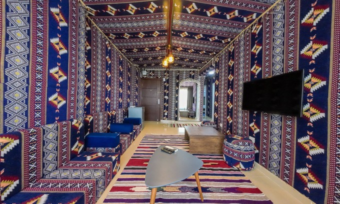 Al-'Atarin Apartment | Arabian Nights by the Sea 1