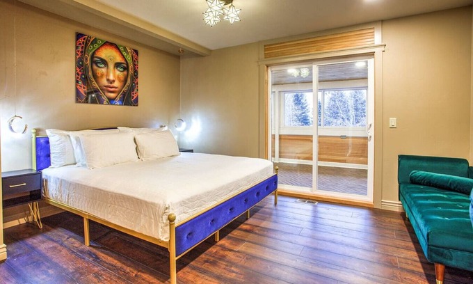 Kalispell Bed & Breakfast | Arabian Nights Suite at Country Way Inn