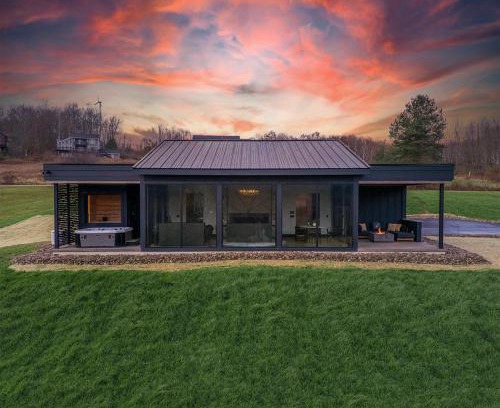 Ellicottville Villa | Aranar Landscape Hotel & Villas