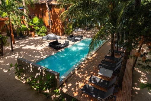 Antoneys Cay Hotel | Arca