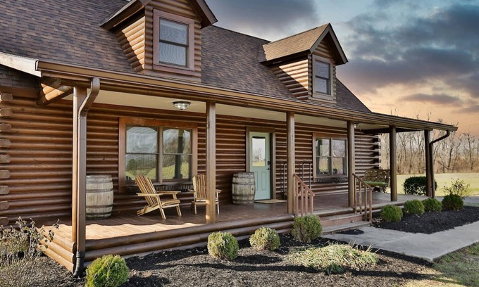 Shelbyville Cabin | Arcade | Fishing Pond | Cabin on Farm | Slps 12+