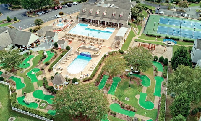 Williamsburg Condo | Arcade, "William & Mary" , Water Country, Wyndham Kingsgate