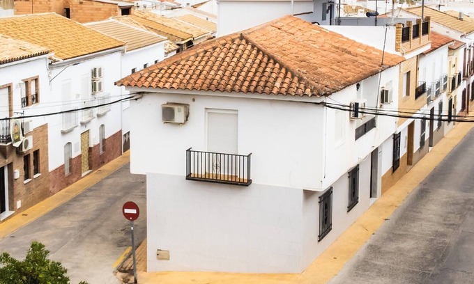 Encinas Reales House | Arcadia, Andalusia center