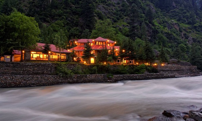 Mahandri Hotel | Arcadian Riverside