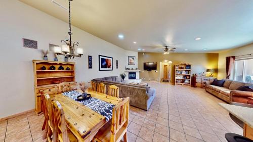 Moab House | Arches West #393