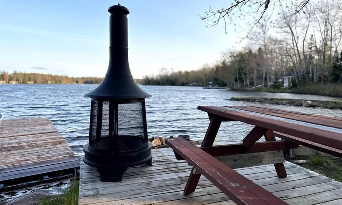Kings County Cabin | Archie's Lakeside Cabin