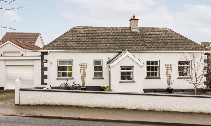 Ballymoney House | ARCHIE'S SCHOOLHOUSE, family friendly in Armoy, County Antrim