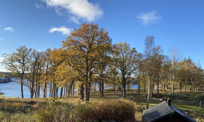 Vaxholm House | Archipelago cabin with ocean view