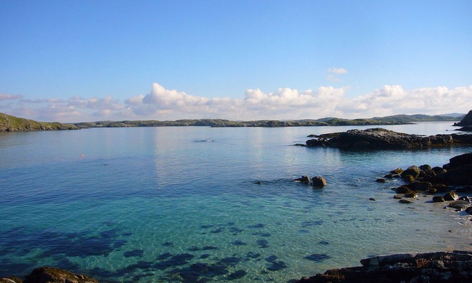 Ardroil House | architect designed, modern island cottage on the rocks, beaches within 1 minute