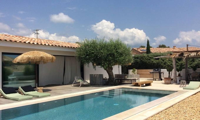 Saint-Cyr-sur-Mer Villa | Architect villa, seaside, lecques district in Saint-cyr sur mer